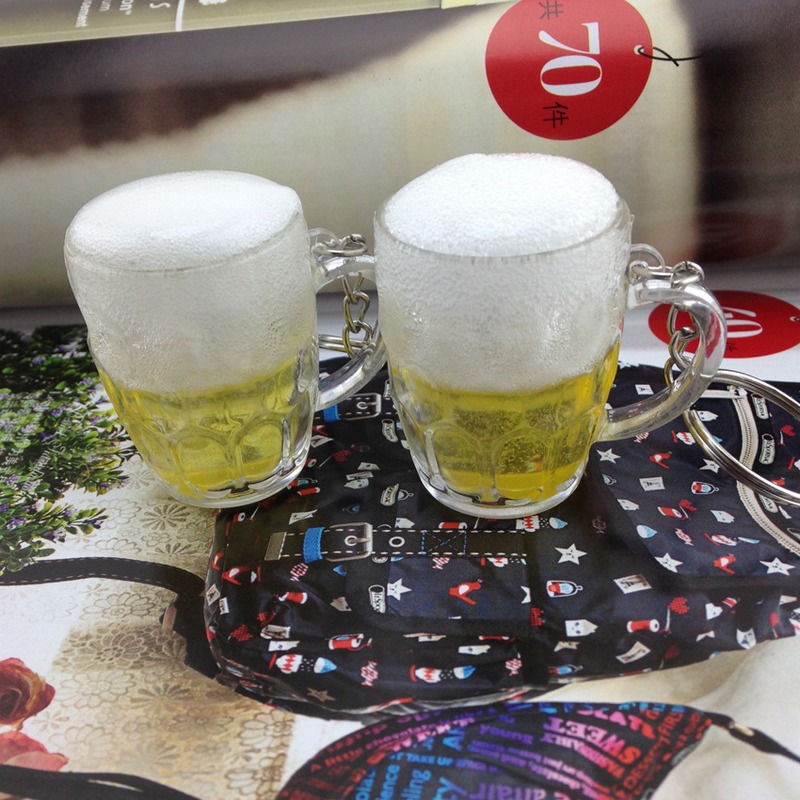 Beer Bottle Charms Keychain Me - مراجعة Wine N Beer وسعره